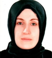 P) Zeynep Seyidoğlu
